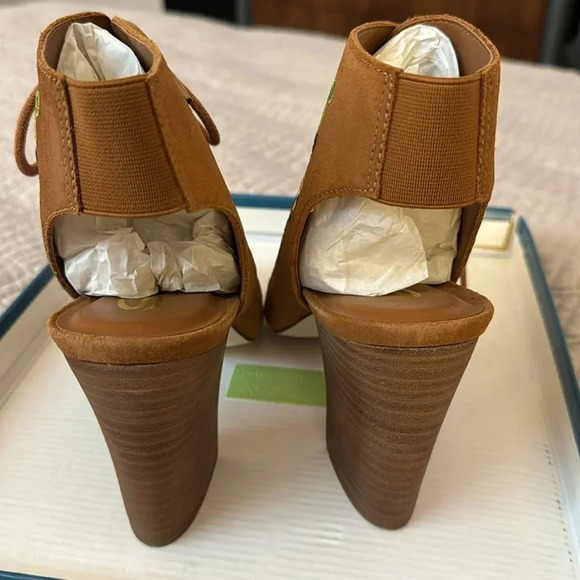 *Final Price* Sbicca Vintage Collection Sz 7 Suede Embroidered Sandal Boho - Picture 7 of 7